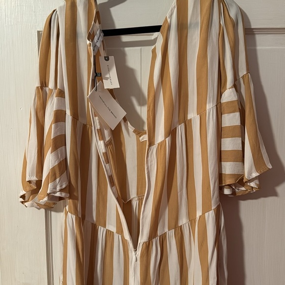 COPY - Faithful The Brand Anthropologie NWT Midi Dress Size 4/Small Tan/White S… - Picture 13 of 13